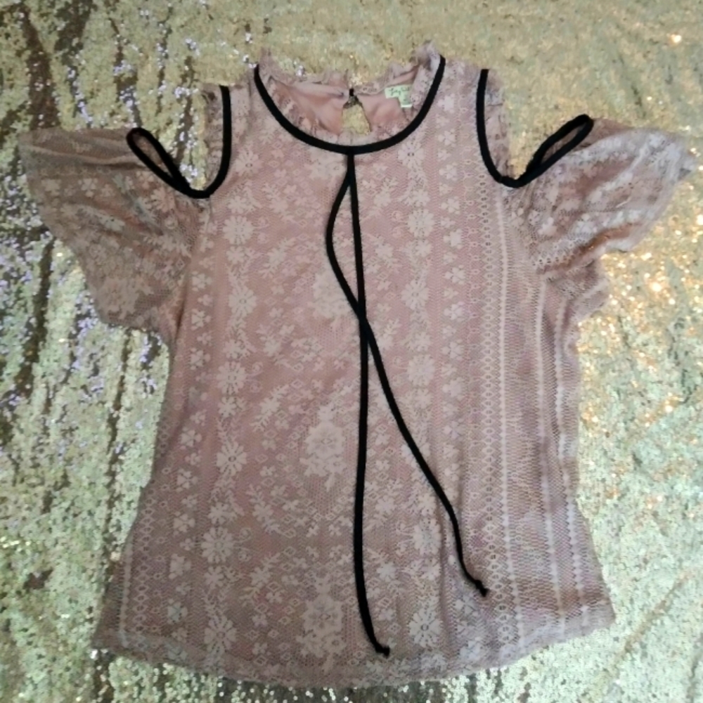 Lily White blouse